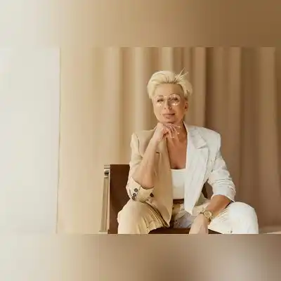 李荷